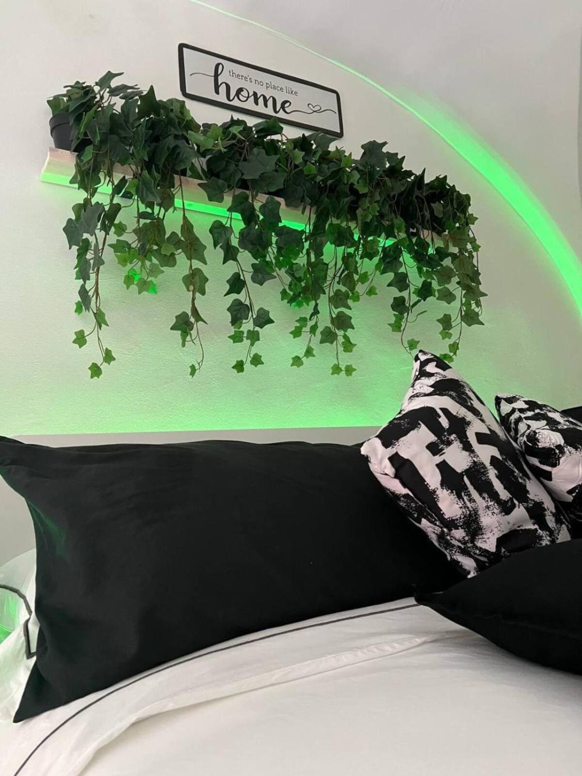 Borgo Santa Caterina - Fiera "Ventotto Holiday Home" كاتانيا المظهر الخارجي الصورة