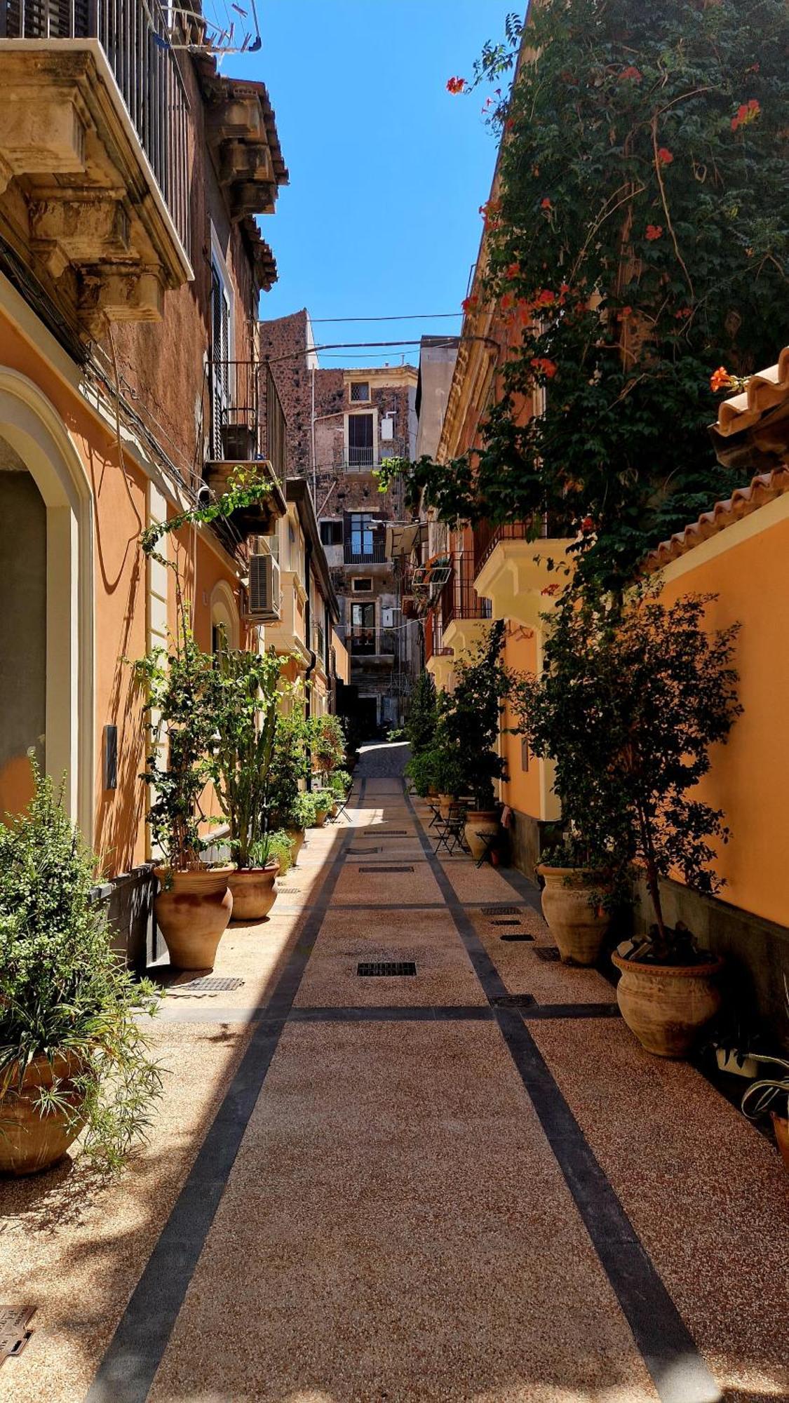 Borgo Santa Caterina - Fiera "Ventotto Holiday Home" كاتانيا المظهر الخارجي الصورة